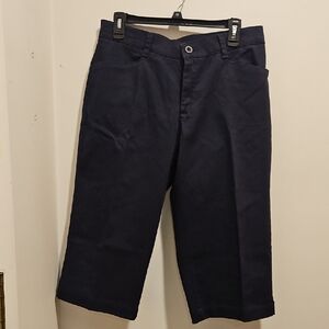 Lee Women's Navy Capris